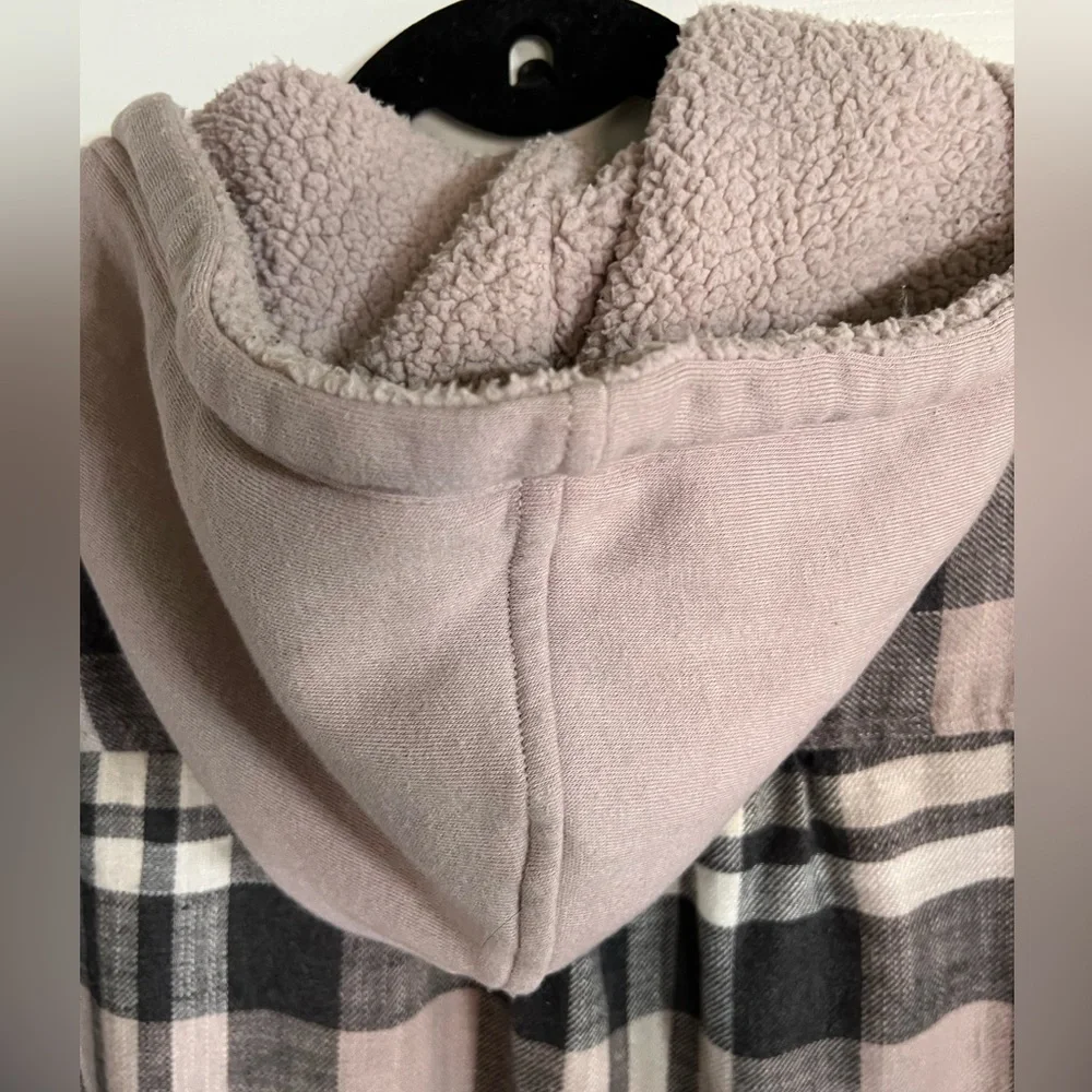 American Eagle flannel shirt - Picture 3 of 5